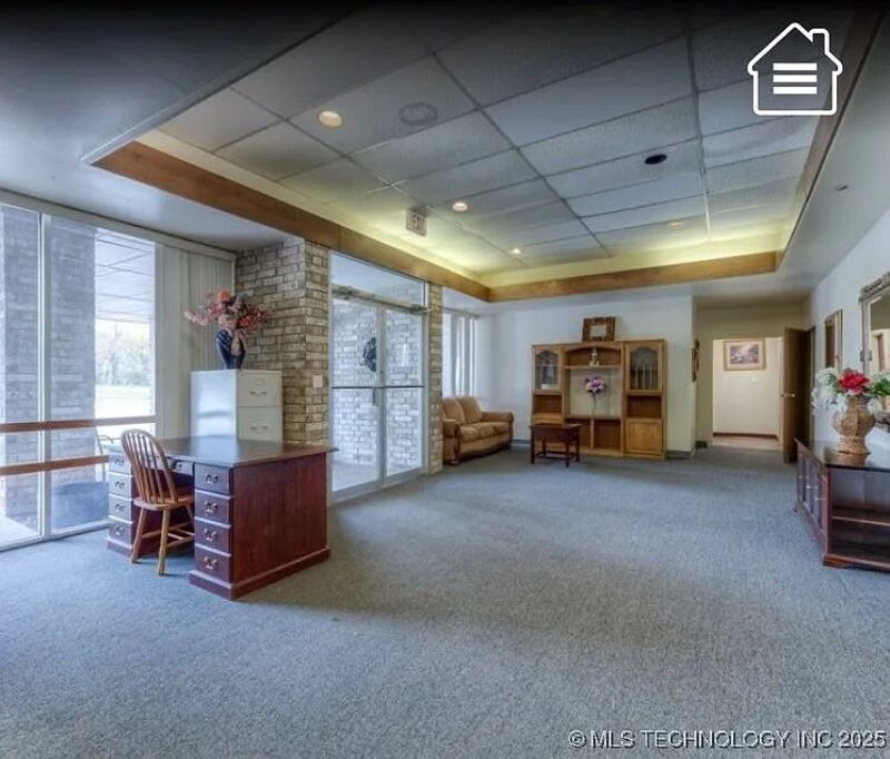 Primary Photo - 500 Lou Allard Dr