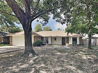 Building Photo - 2510 Valley View Dr