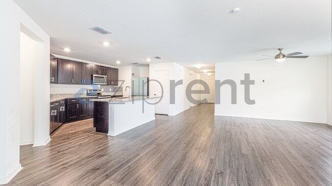 Building Photo - 613 Sarner Pass Wy.