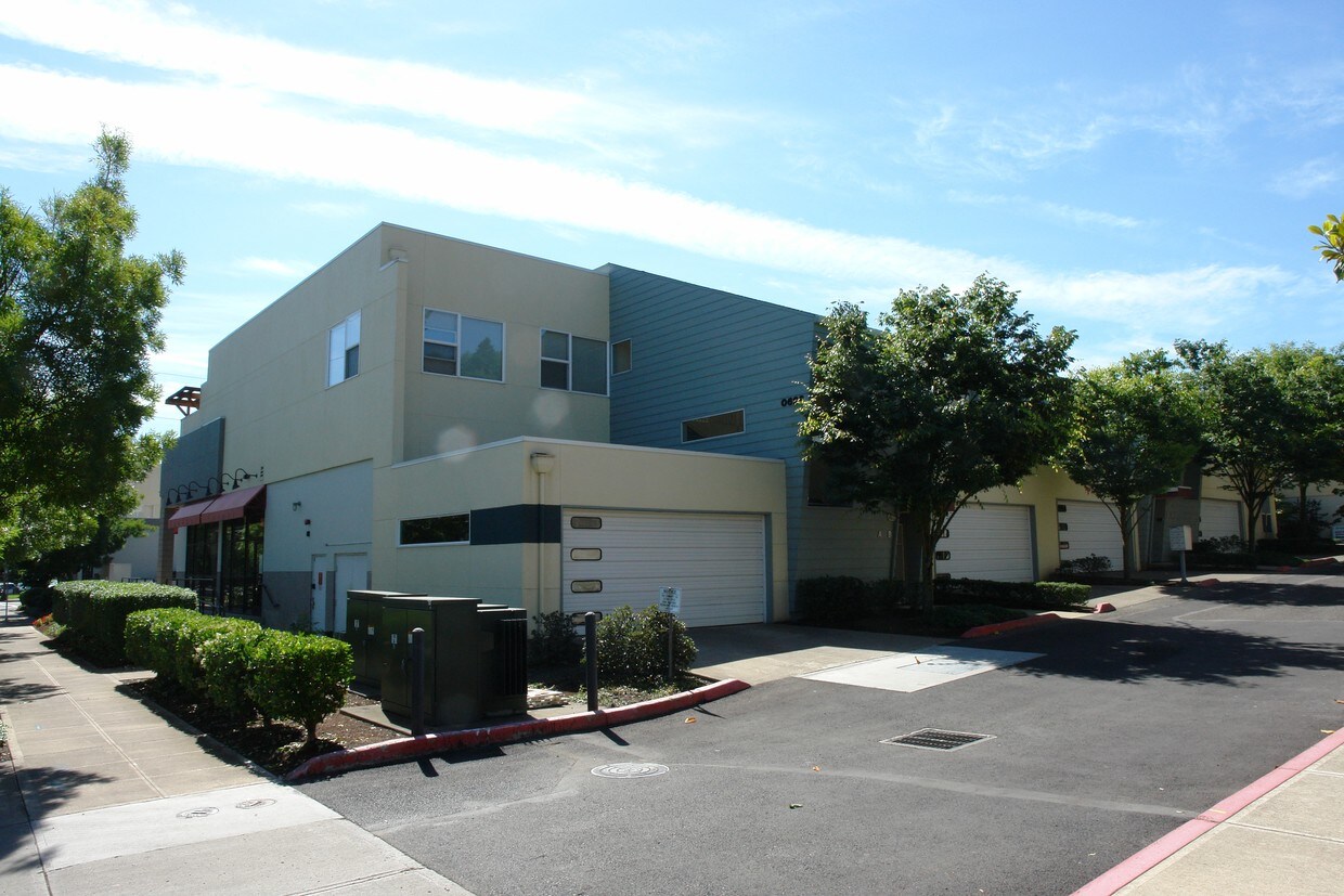 Foto principal - Macadam Village Apartments