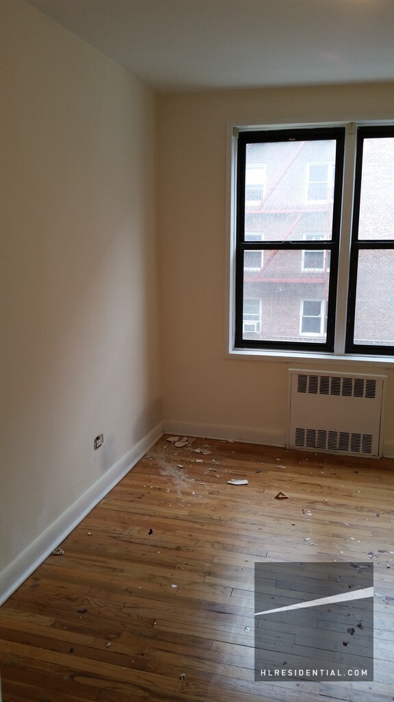 Building Photo - 6420 Saunders St