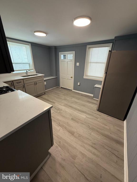 Foto del edificio - 122 W All Saints St