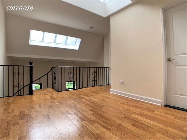 Foto del edificio - 5 W 87th St