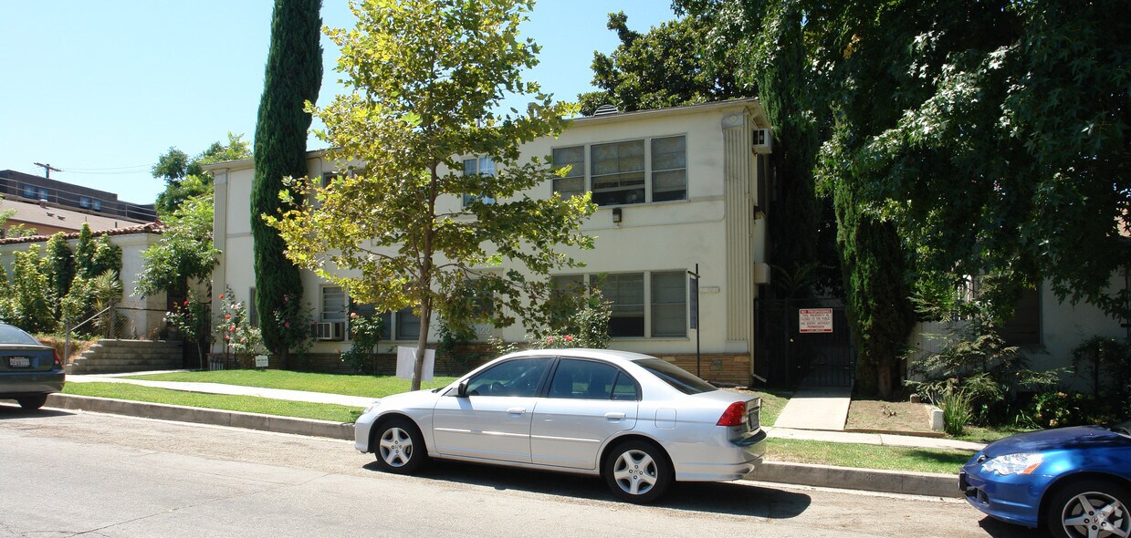 Building Photo - 12122 Hoffman St