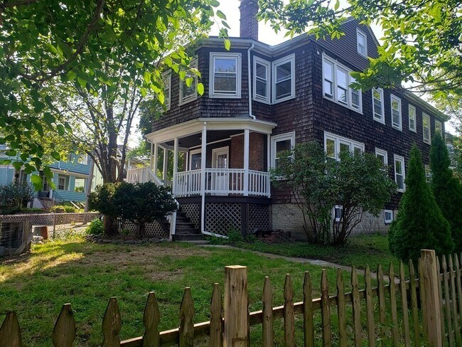Building Photo - 367 Alewife Brook Pky