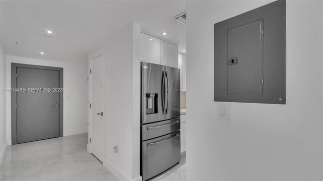 Foto del edificio - 185 SE 14th Terrace