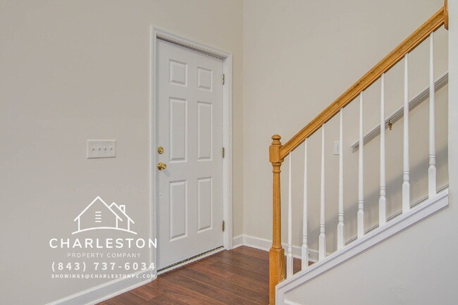 Building Photo - 100 Chinquapin Dr