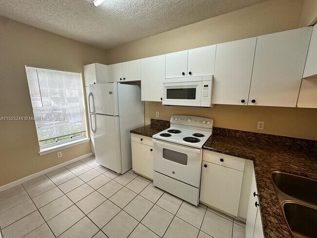 Foto del edificio - 3140 SW 49th St