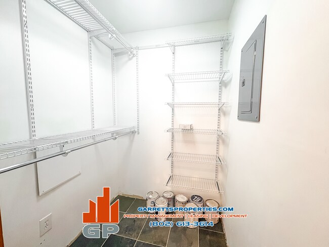 Building Photo - 175 Palmer Ct