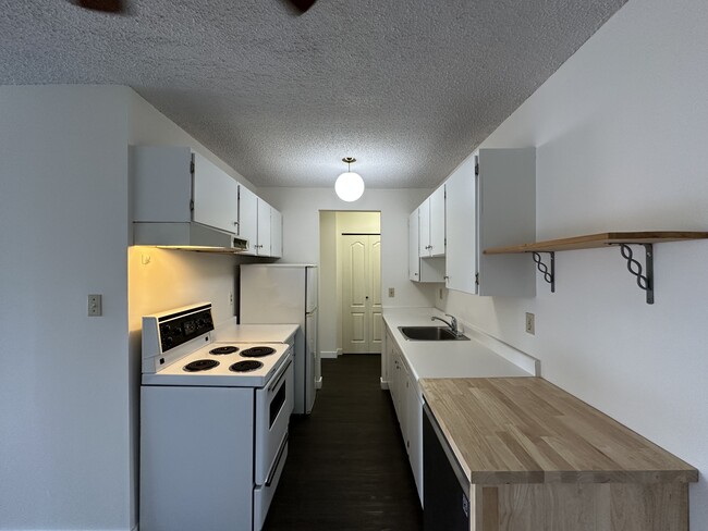 Photo du bâtiment - 9477-9477 Cook St