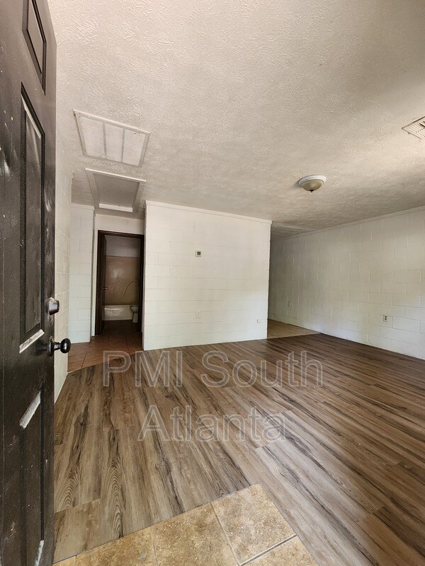 Foto del edificio - 131 Callie Rd