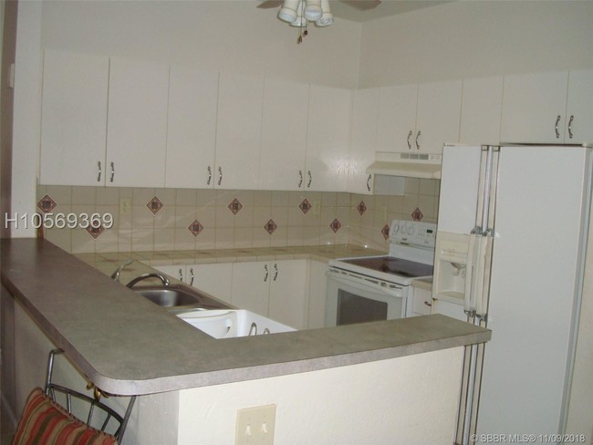 Building Photo - 85 Gulfstream Rd