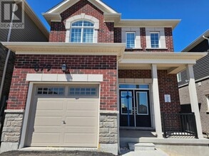 Building Photo - 879 Amand Dr