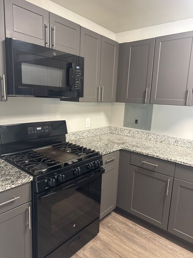 Interior Photo - Hewitt Gardens Apartments