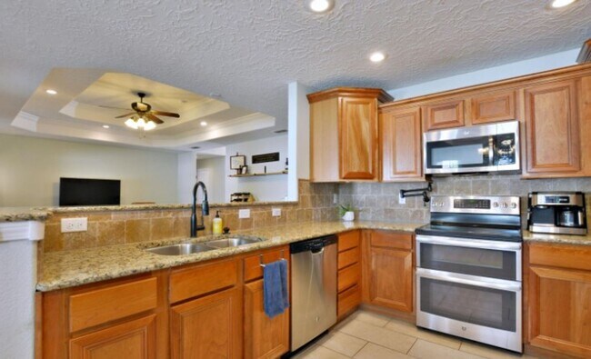 Foto del edificio - Stunning 4 Bed 2 Bath Home