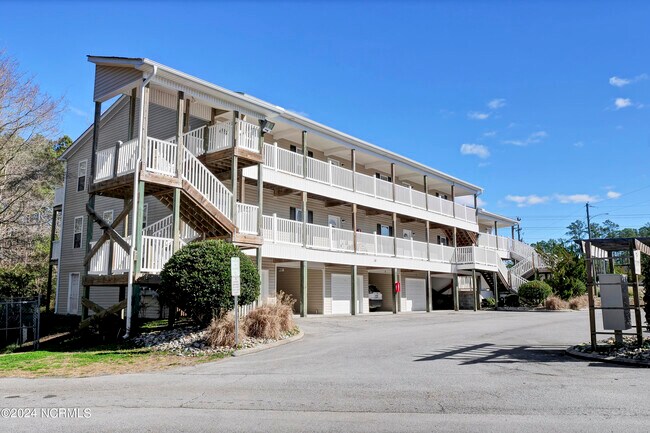 Foto del edificio - 58 Manchester Ln