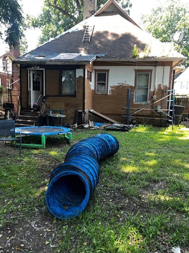 Foto del edificio - 809 Grant St