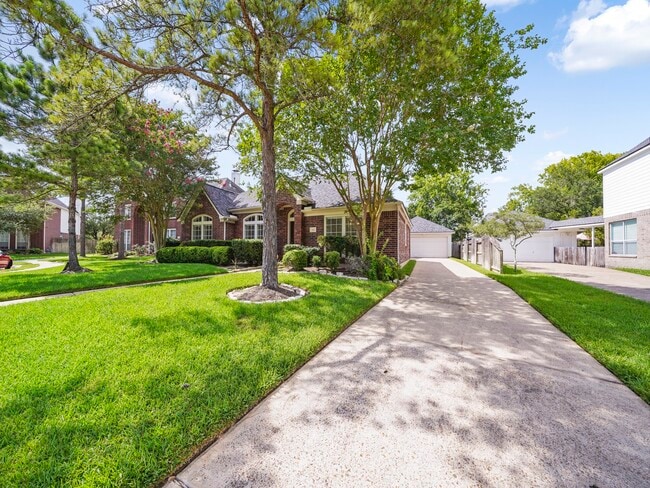 Foto del edificio - 3411 Farnham Cir