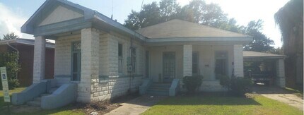 Building Photo - 479 W Railroad Ave
