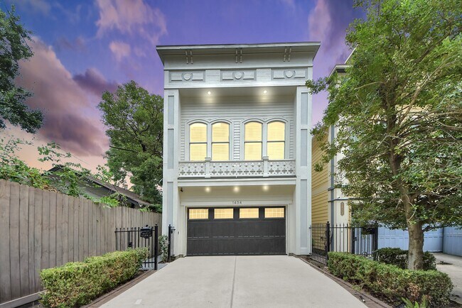 Building Photo - 1434 Dorothy St