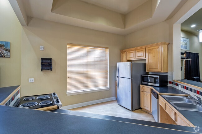 Clubhouse - Heights Ruston