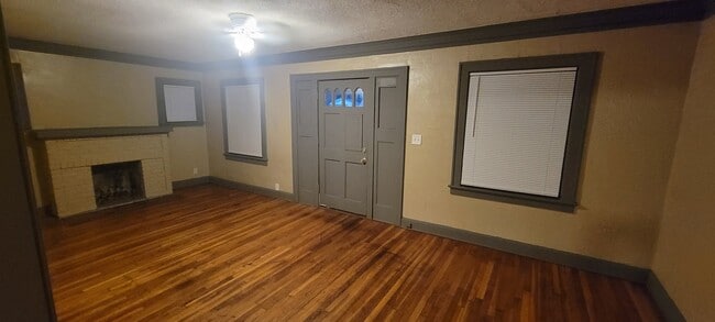 Building Photo - 4116 Bellefontaine Ave