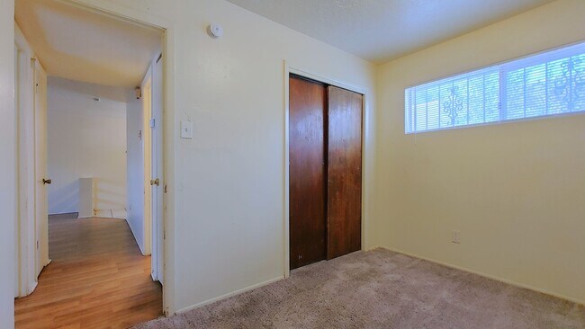 Building Photo - 532 Chama St SE