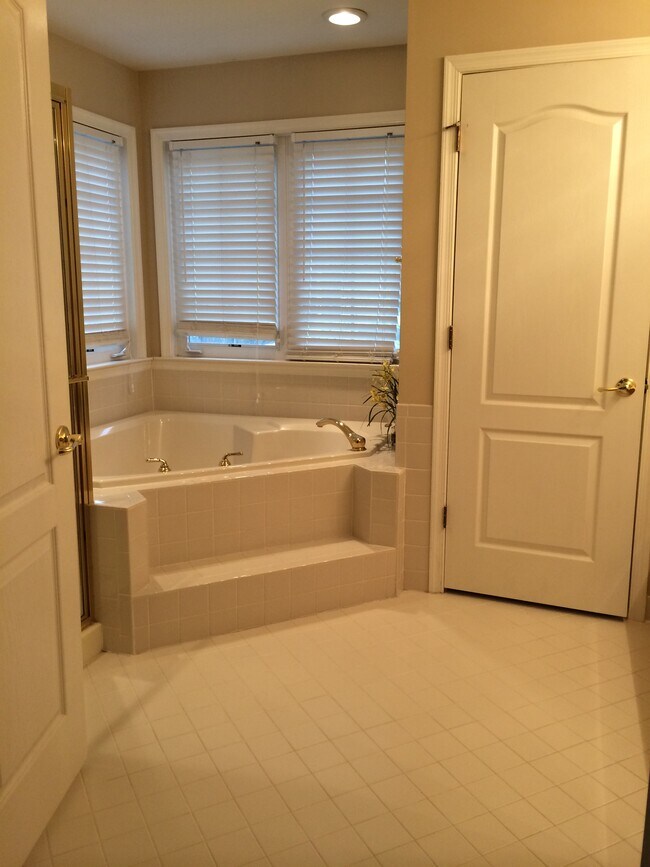 Foto del edificio - 11601 Park Vista Blvd