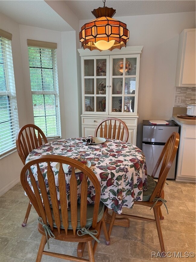 Building Photo - 2858 E Marcia St