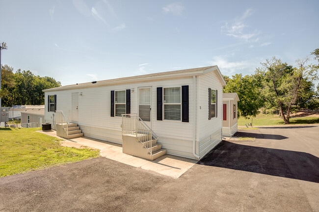 Photo - 23 Coachlight Trailer Park Apartment