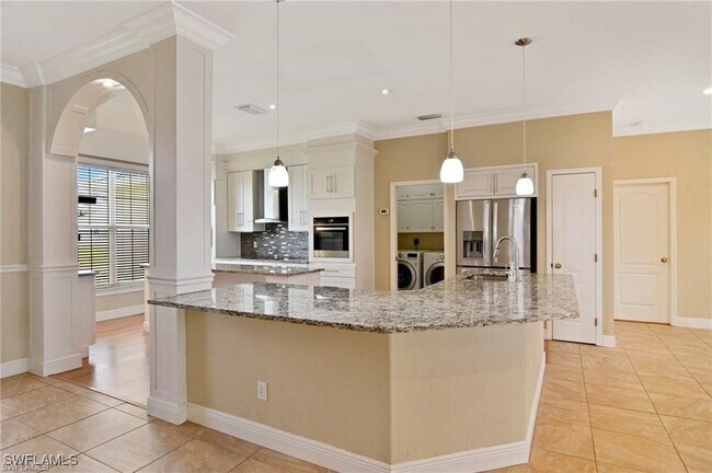 Foto del edificio - 805 SW 4th Pl