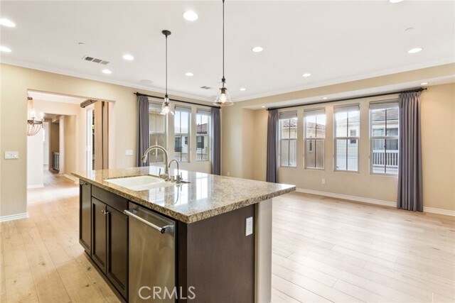 Foto del edificio - 21436 Avery Ln