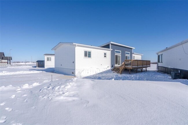 Building Photo - 47 Prairie Oak Dr