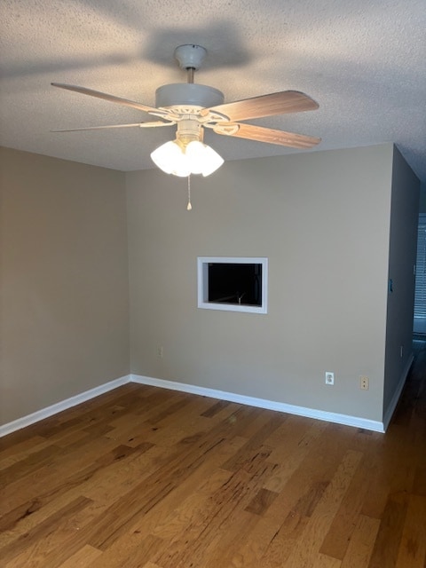 Living Room toward Kitchen - 319 7th Street Pl SW