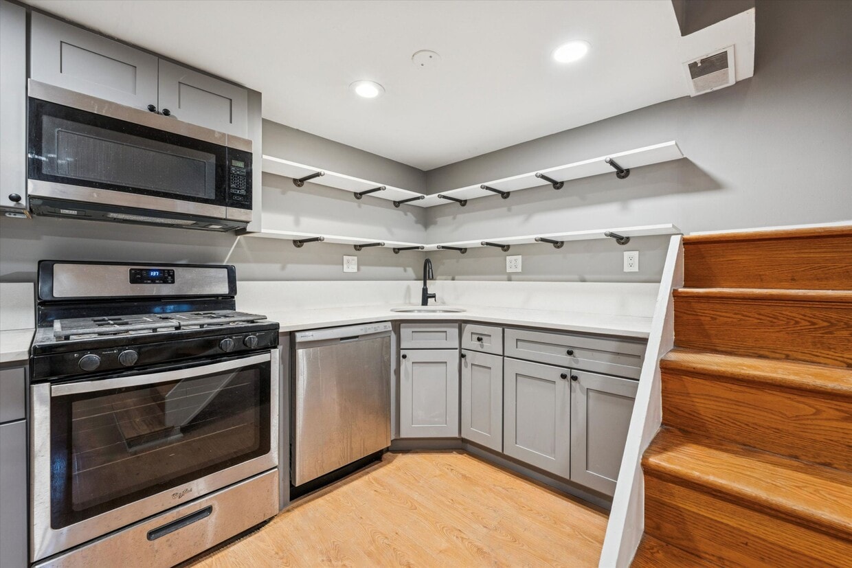 Photo - 2034 Mount Vernon St Unit F1