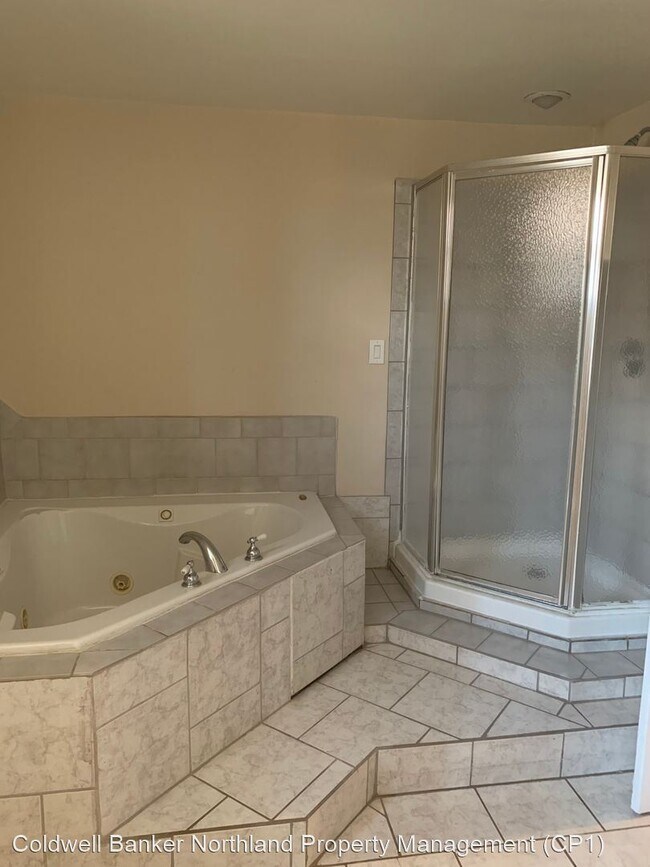 Building Photo - 3 br, 2 bath House - 515 N Williamson Ave