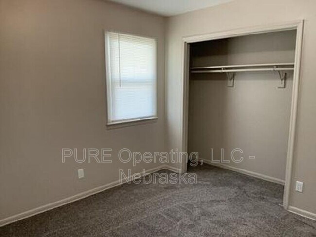 Foto del edificio - 3107 S 44th St