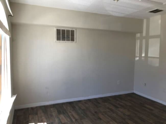 Foto del edificio - Available Now! Charming 1-Story Lockout Townhome in Davenport!