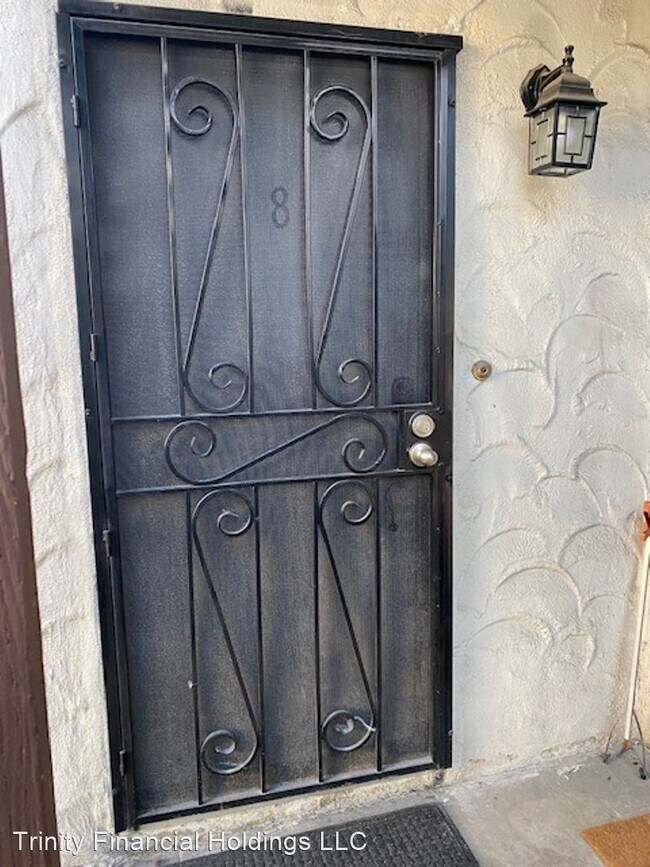 1 br, 1 bath House - 4262 Wilson Ave Unit 8 photo'