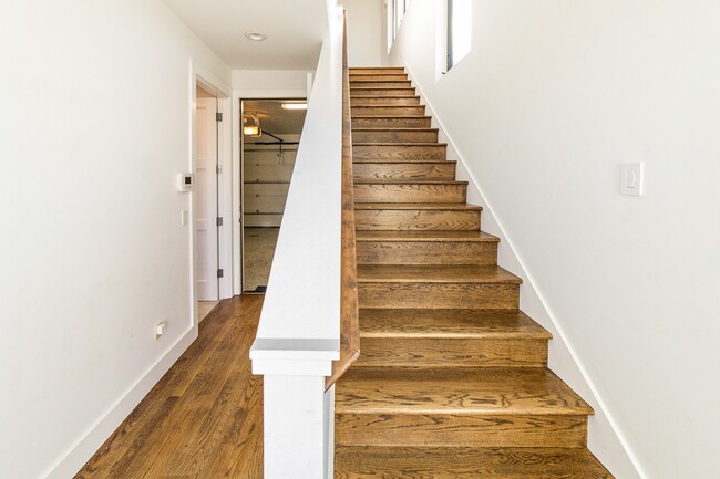 Foto del edificio - Beautiful Brookside SMART HOME now available!