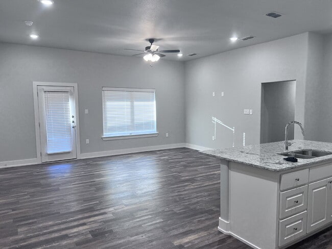 Building Photo - 3-bedroom in South Lubbock | Modern Finishes | Cooper ISD