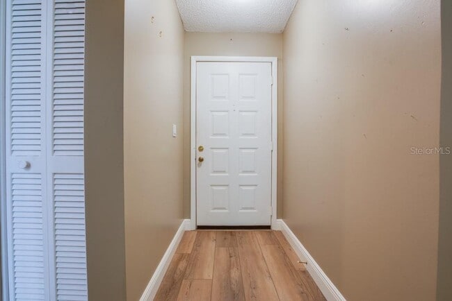 Building Photo - 9815 Lake Seminole Dr E