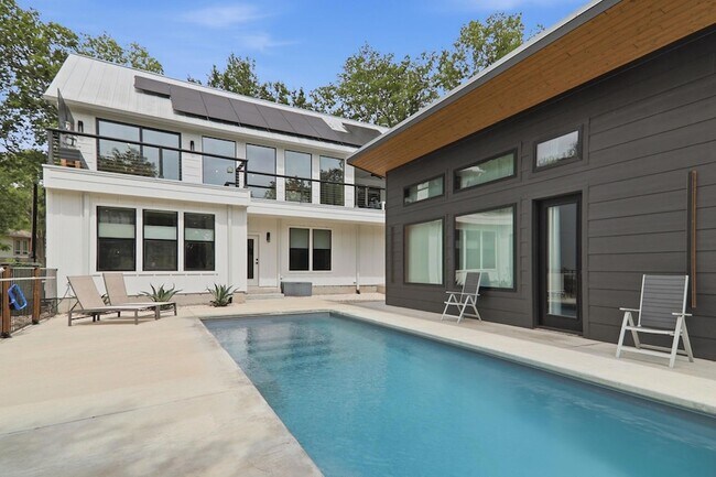 Foto del edificio - 201 Kahana Ln