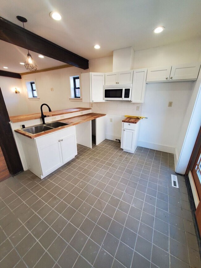 Foto del edificio - 2123 W Mineral St