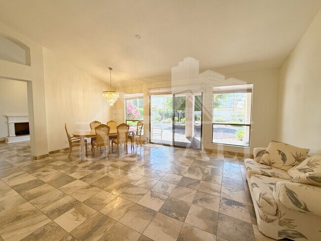 Foto del edificio - 23906 S Sunland Ct