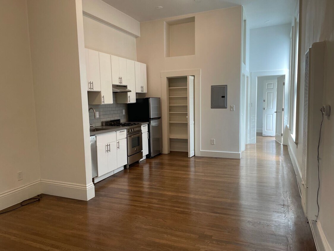 Foto principal - 3374-3376 21st Street (1143r)
