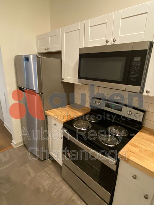 Building Photo - 1203 Peachtree St