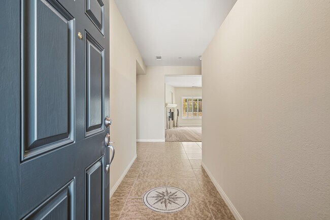Building Photo - 1267 Oro Ridge