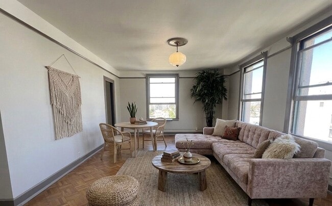 Foto del edificio - 19 S Linden Ave