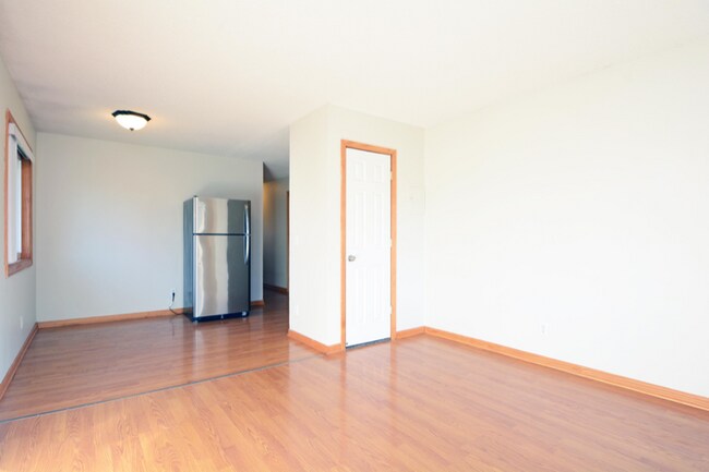 Foto del edificio - 2105 Hillview Rd